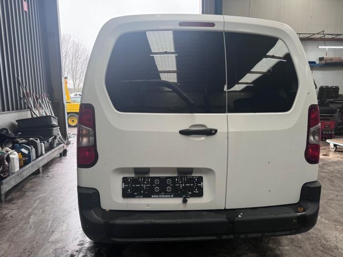 Portière arrière camionnette d'un Peugeot Partner (EWP), -, 3 mois de garantie, Utilisé, Porte