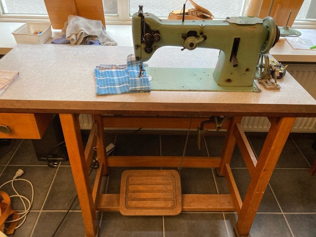Industriële zigzag naaimachine Gritzner, Ophalen, Gebruikt, Naaimachine, Overige merken