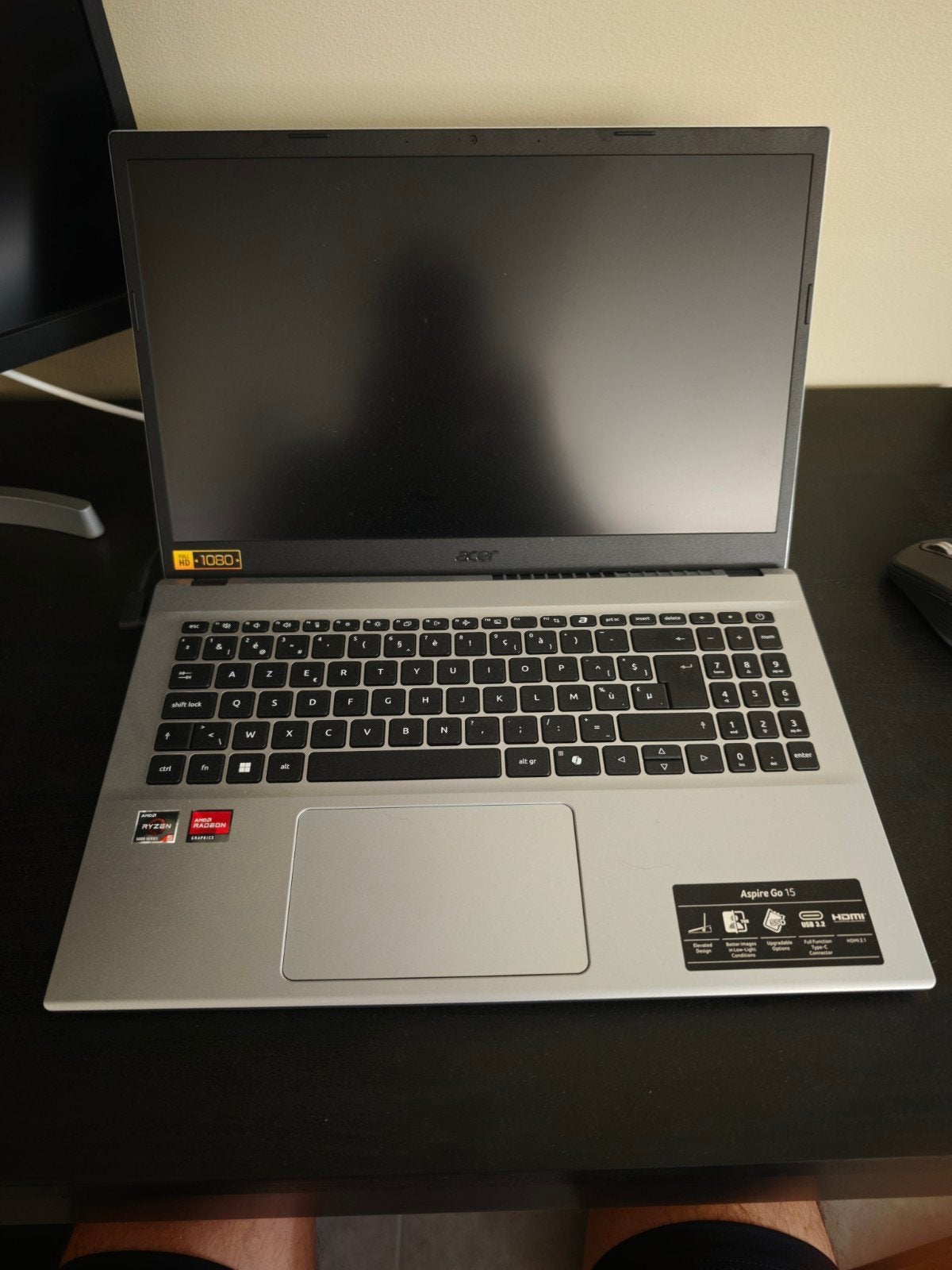 Acer 15AG15