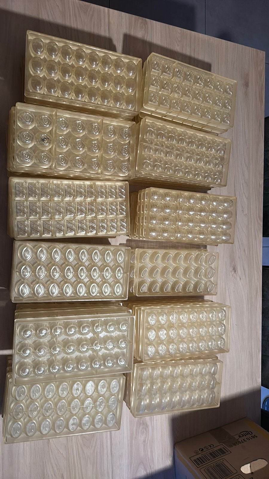 Diverse pralinevormen, Ophalen, Brood en Banket