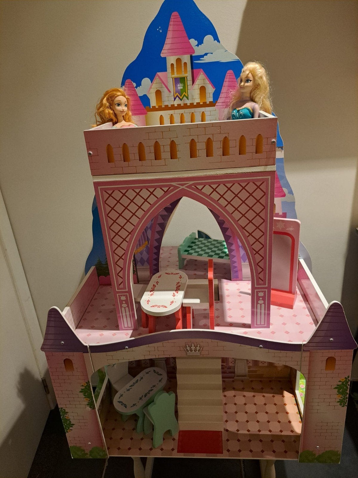 Mooi houten poppenhuis met extra's., Ophalen, Poppenhuis