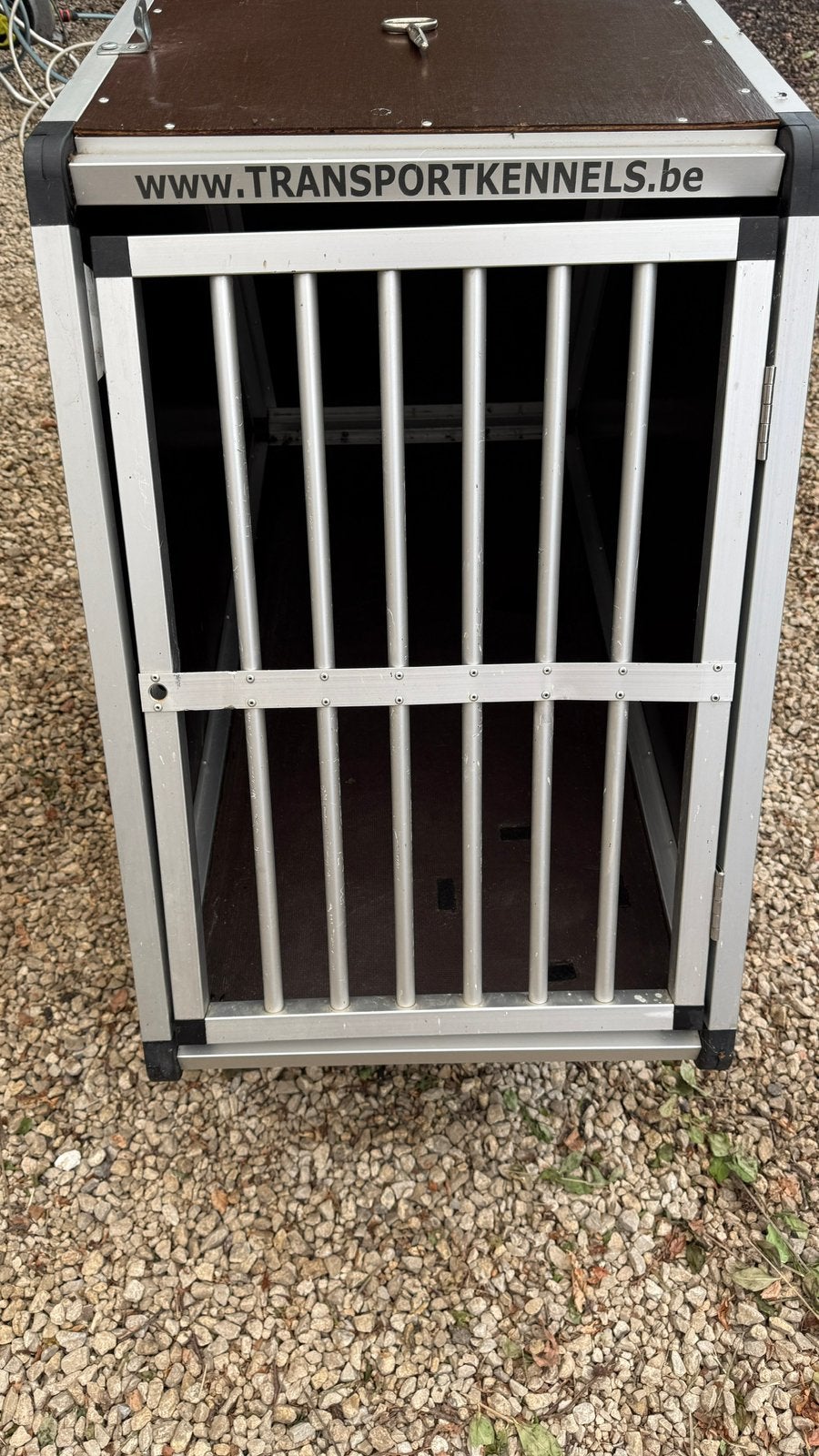 Honden auto kennel - auto bench, Ophalen, Zo goed als nieuw