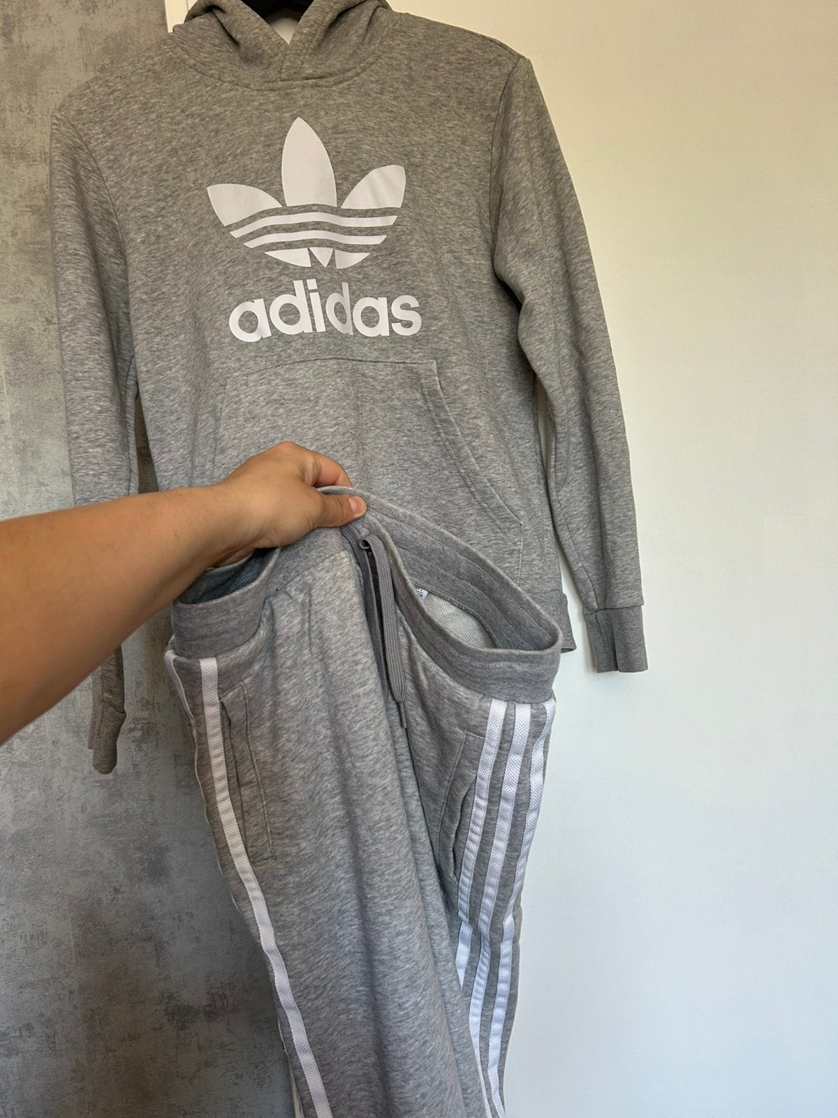 Meisje  Sportpak 13-14 (164), Vêtements | Femmes, Homewear, Enlèvement, Comme neuf