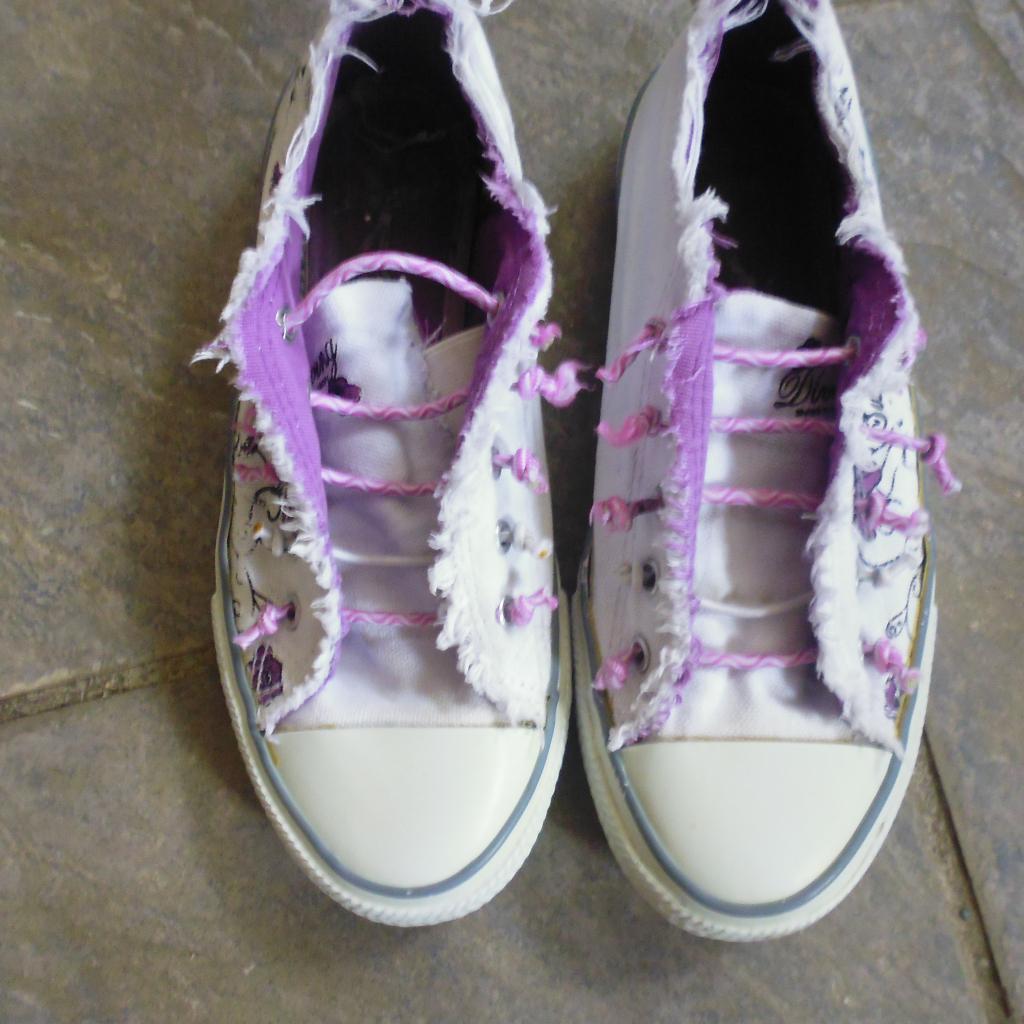 witte sneakers met rekjes, Ophalen of Verzenden