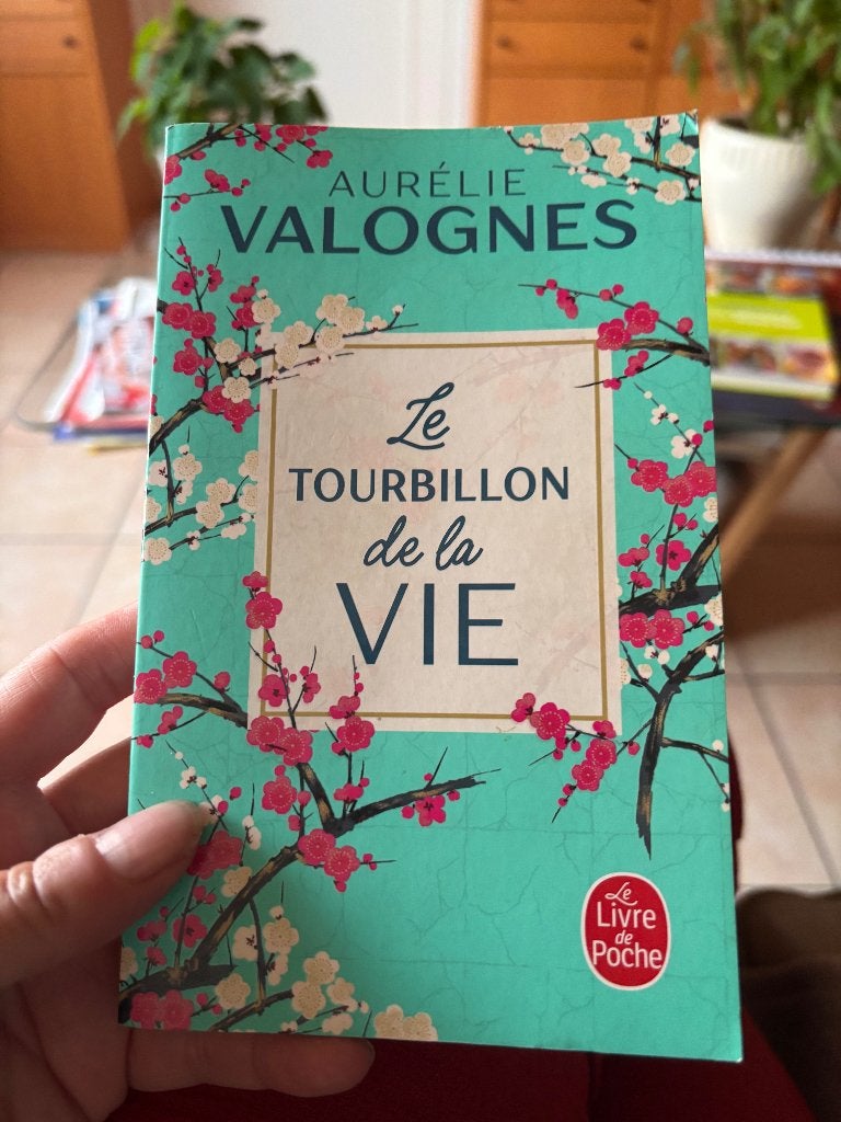 Le tourbillon de la vie (Aurélie Valogne), Enlèvement ou Envoi, Comme neuf, Aurélie Valognes