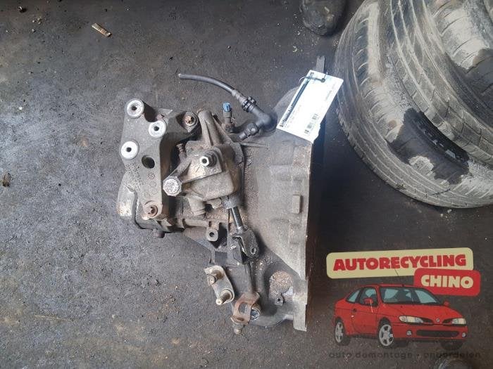 Versnellingsbak van een Opel Astra, Gebruikt, -, -, Opel