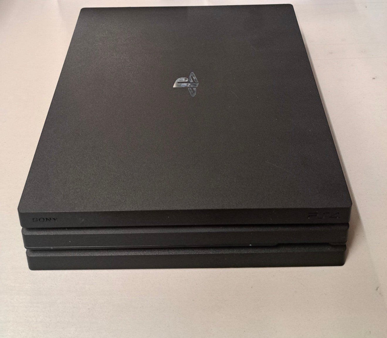 PlayStation 4 Pro (1 To) — Excellent état !, Enlèvement, Comme neuf
