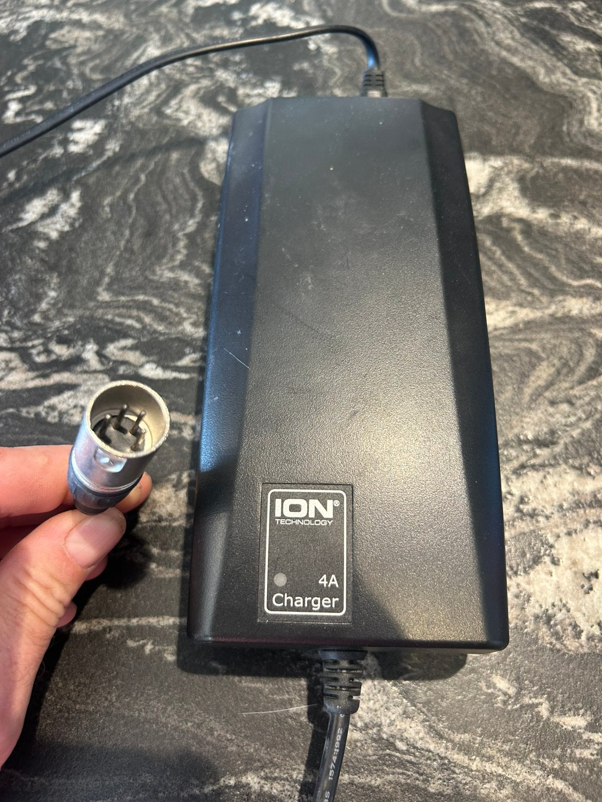 Chargeur de vélo Ion, Comme neuf