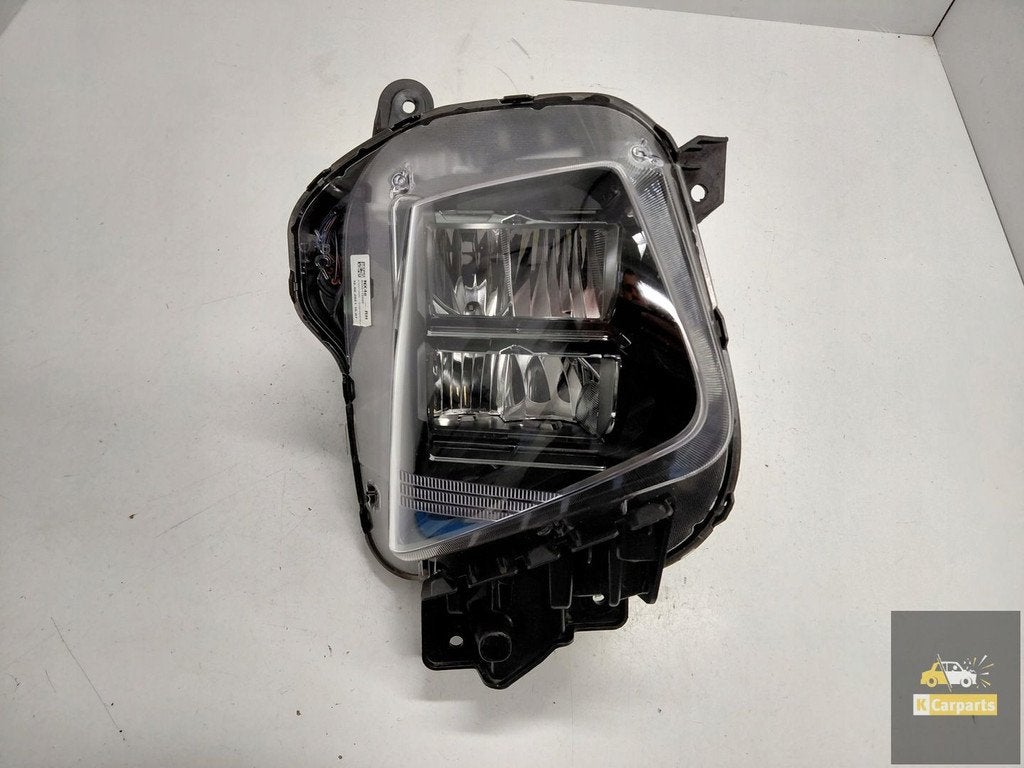 92102N7100, Phare avant droit LED complet pour Hyundai Tucso, Heolleung-ro 12
06797  Seoul, Info@hyundai.com, Utilisé, Hyundai