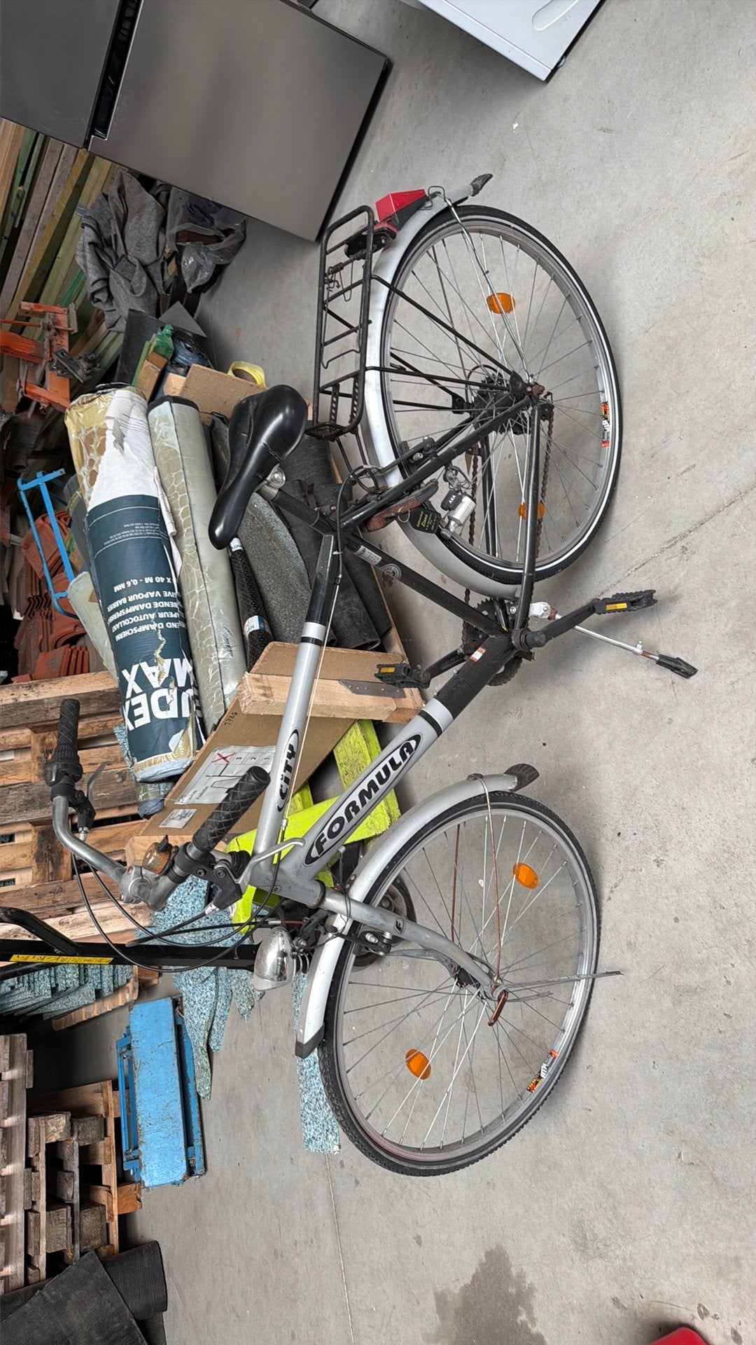 Fiets met opknapwerk, Fietsen en Brommers, Ophalen, Zo goed als nieuw