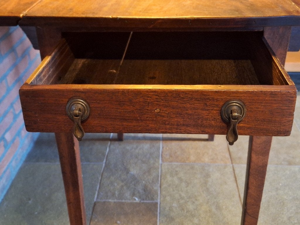 Véritable table d'appoint / de jeu Pembroke originale, Enlèvement, Comme neuf, Rectangulaire, Shabby Chic