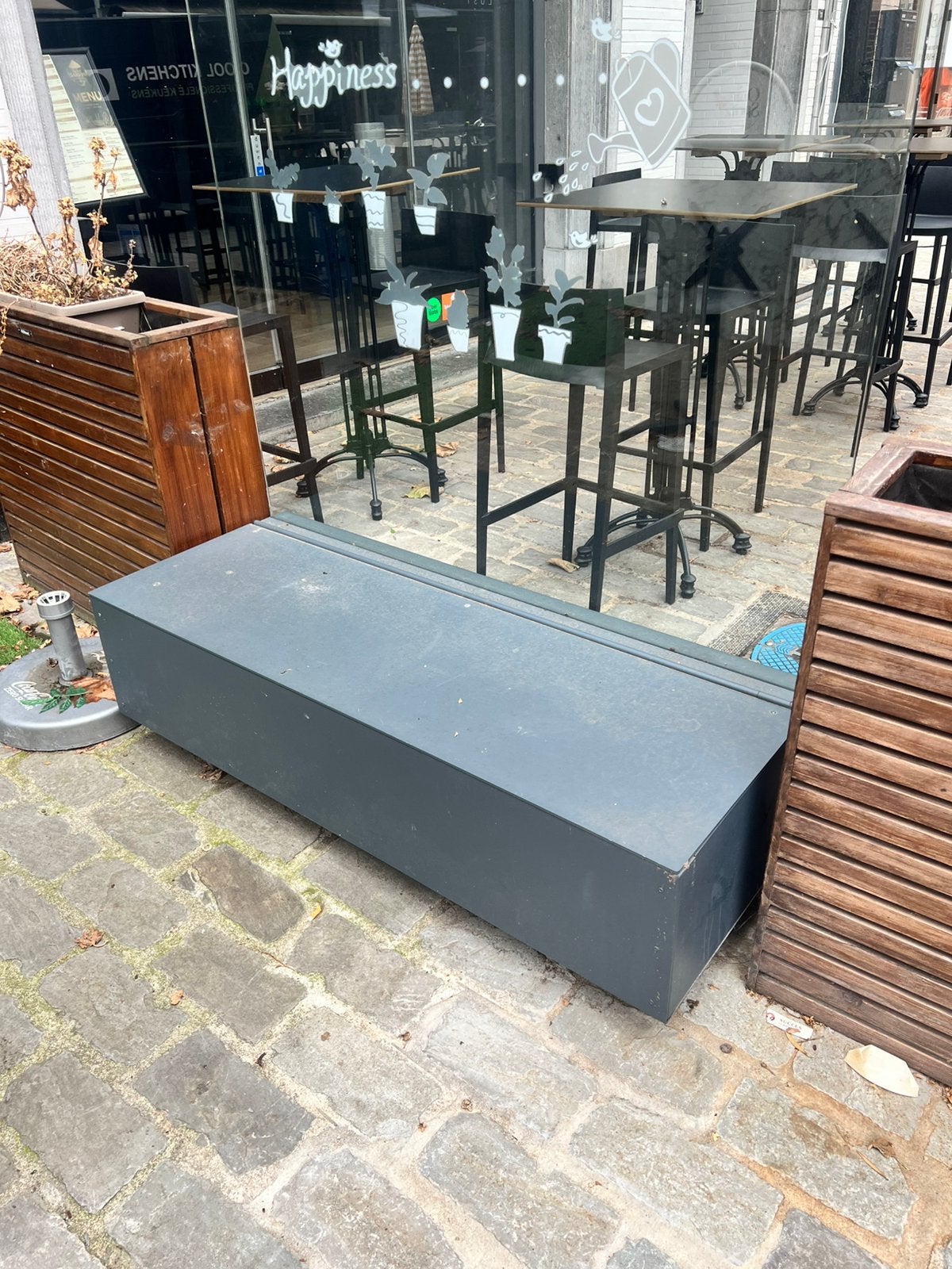 Grote stijlvolle terrasbank – horeca / terras, Ophalen, Zo goed als nieuw