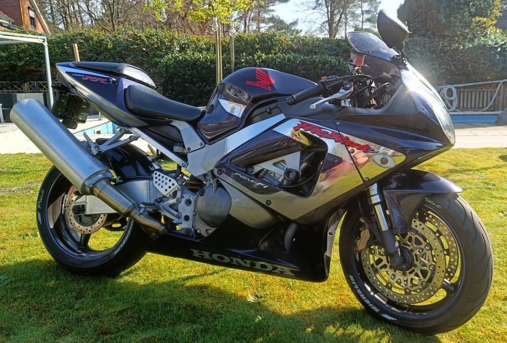 Fireblade 900RR  SPOTPRIJS, 4 cilinders, Motorrijbewijs A, Gebruikt, Meer dan 35 kW