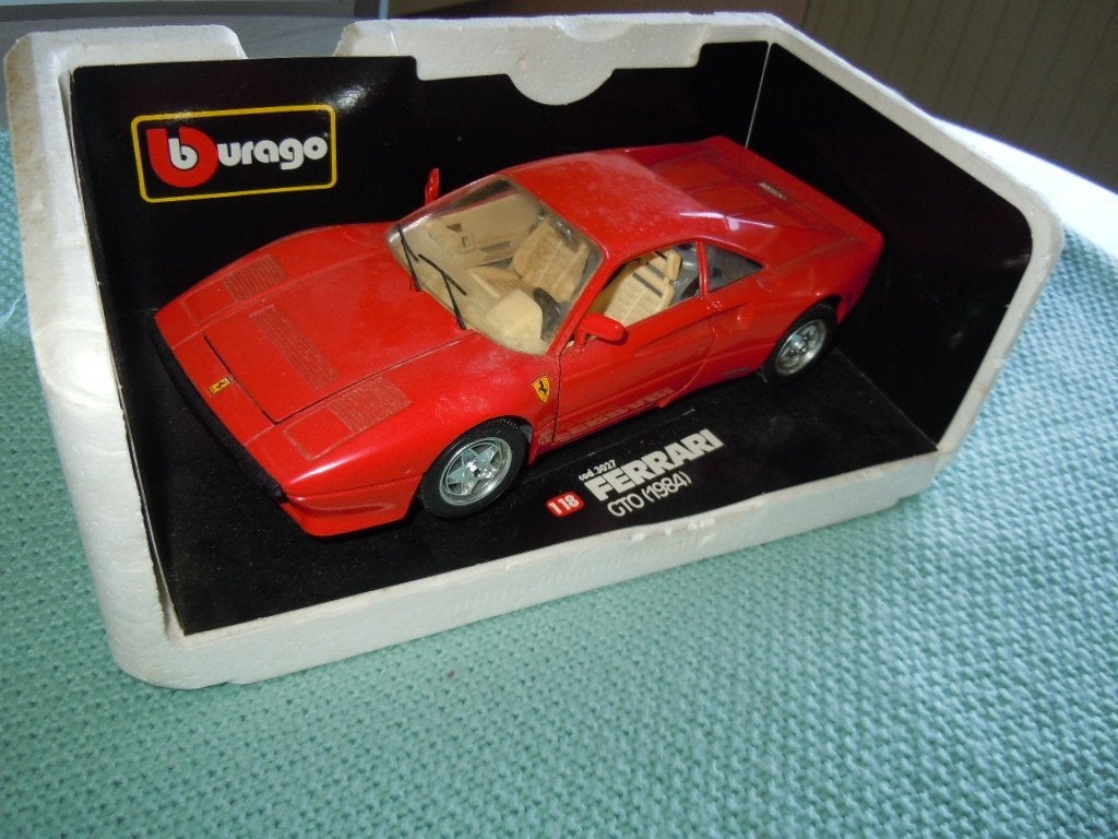 burago Ferrari GTO 1984, Hobby & Loisirs créatifs, Voitures miniatures | 1:18, Enlèvement, Burago
