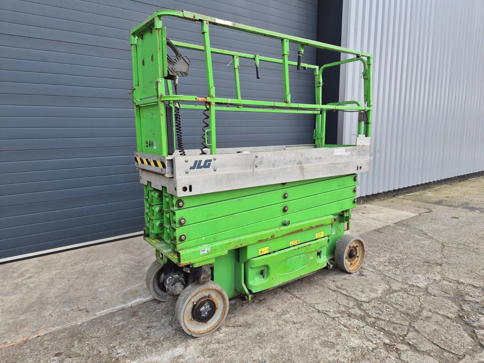 Nacelle à ciseaux/plate-forme de travail aérienne électrique, Articles professionnels, Enlèvement