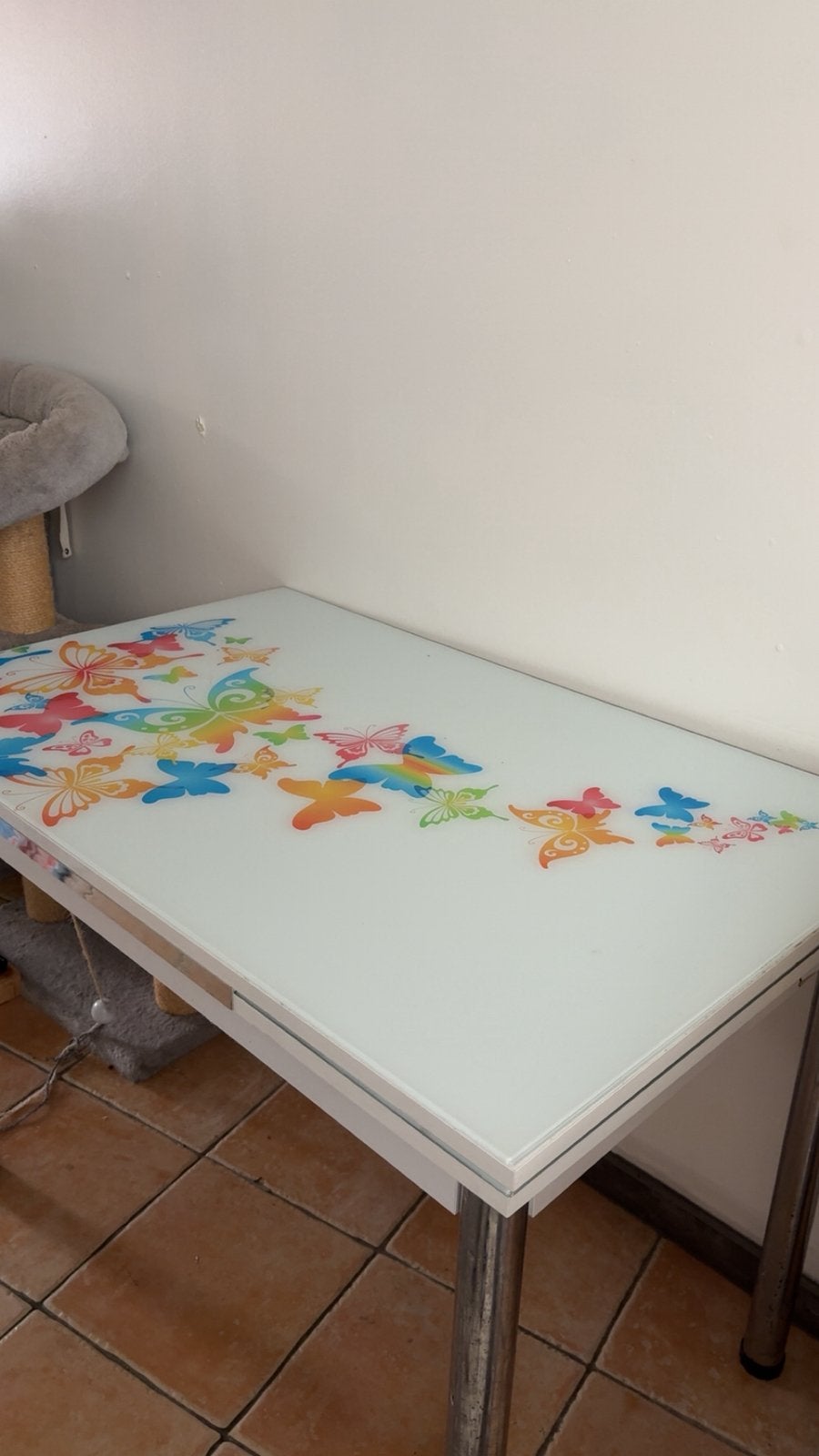 Uitschuifbare tafel met vlinders, Ophalen, Zo goed als nieuw