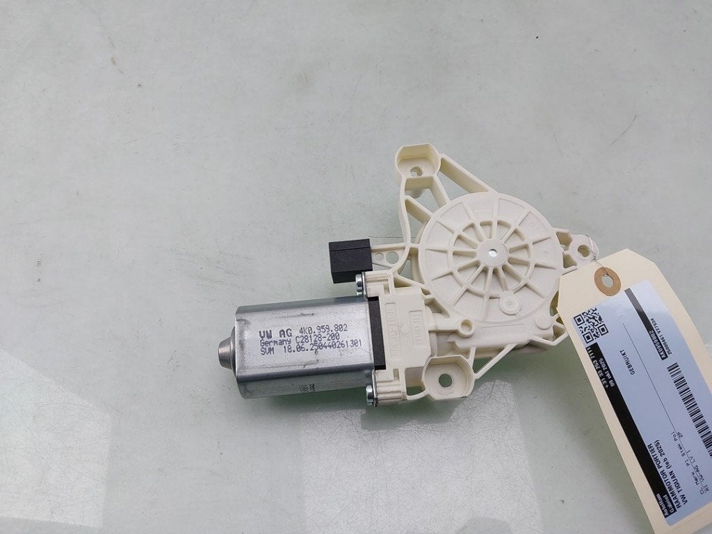 MOTEUR LEVE VITRE ELECTRIQUE Tiguan (CT1) (|4K0959802|), Autos : Pièces & Accessoires, Utilisé, Volkswagen