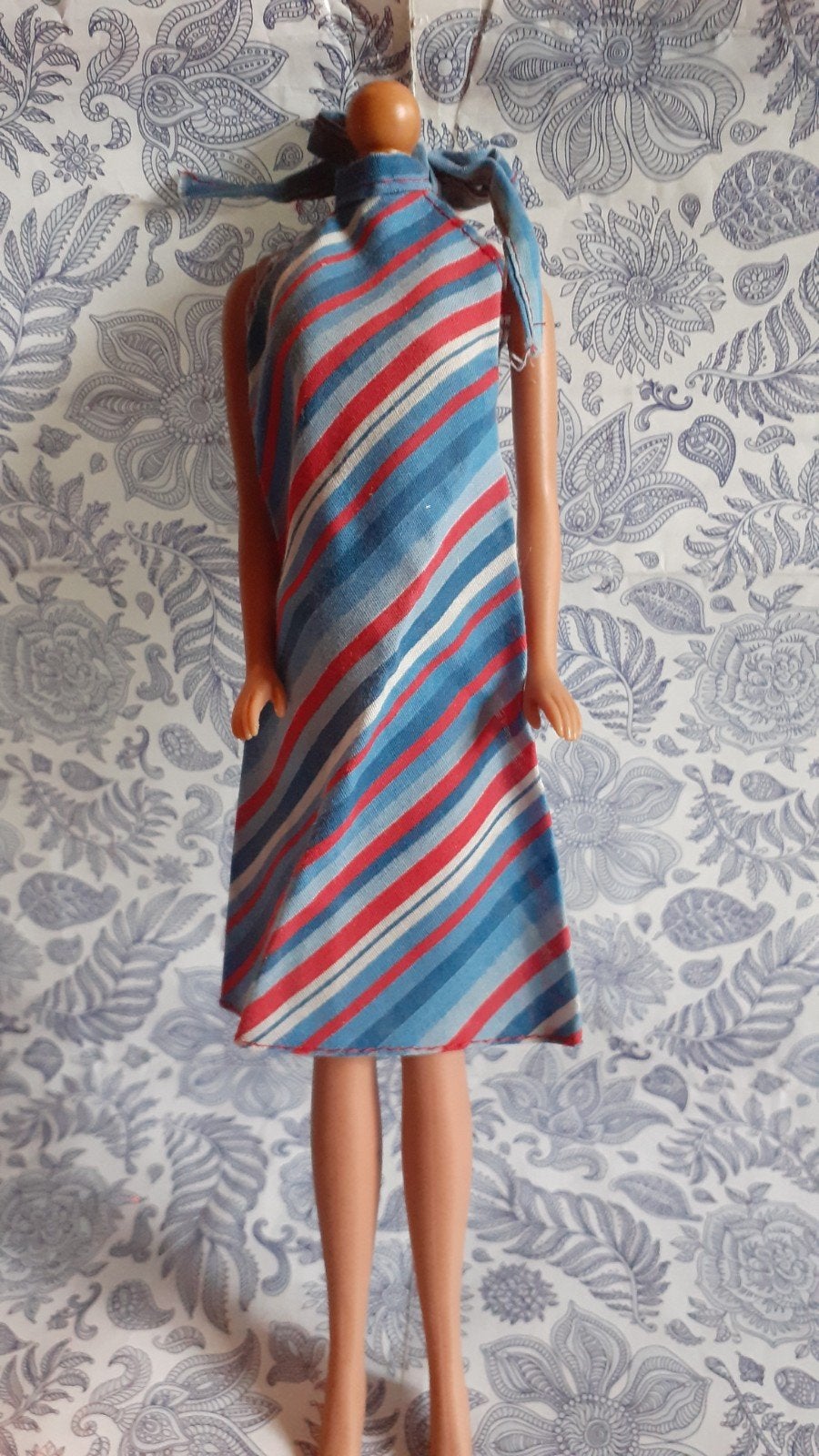 robe vintage pour poupée barbie, Enlèvement ou Envoi, Vêtements