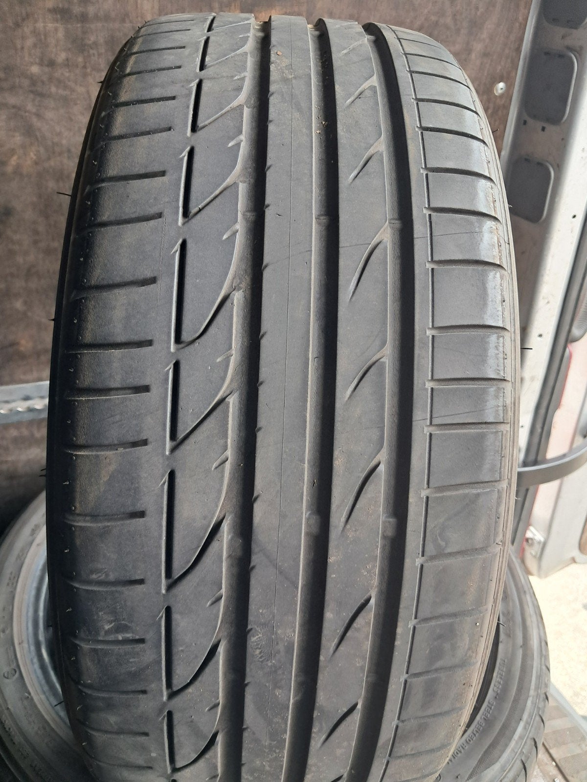 2354019 235/40/19 235/40r19 été, Enlèvement