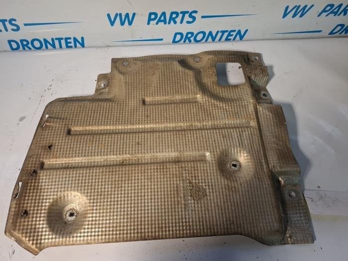 Plaque de protection sol d'un Alfa Romeo Stelvio, -, 3 mois de garantie, Utilisé, Alfa Romeo