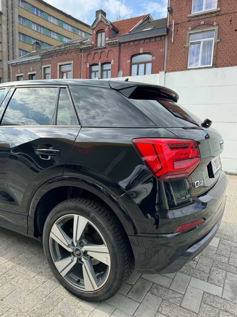 Audi Q2 116000 km, Auto's, 1385 kg, 4 cilinders, Zwart, Leder
