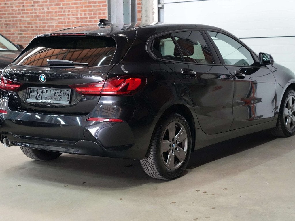 BMW 116 d Garantie EURO 6d Navi Carplay Getinte Ruiten Zet, Gebruikt, Zwart, Bedrijf, 3 cilinders