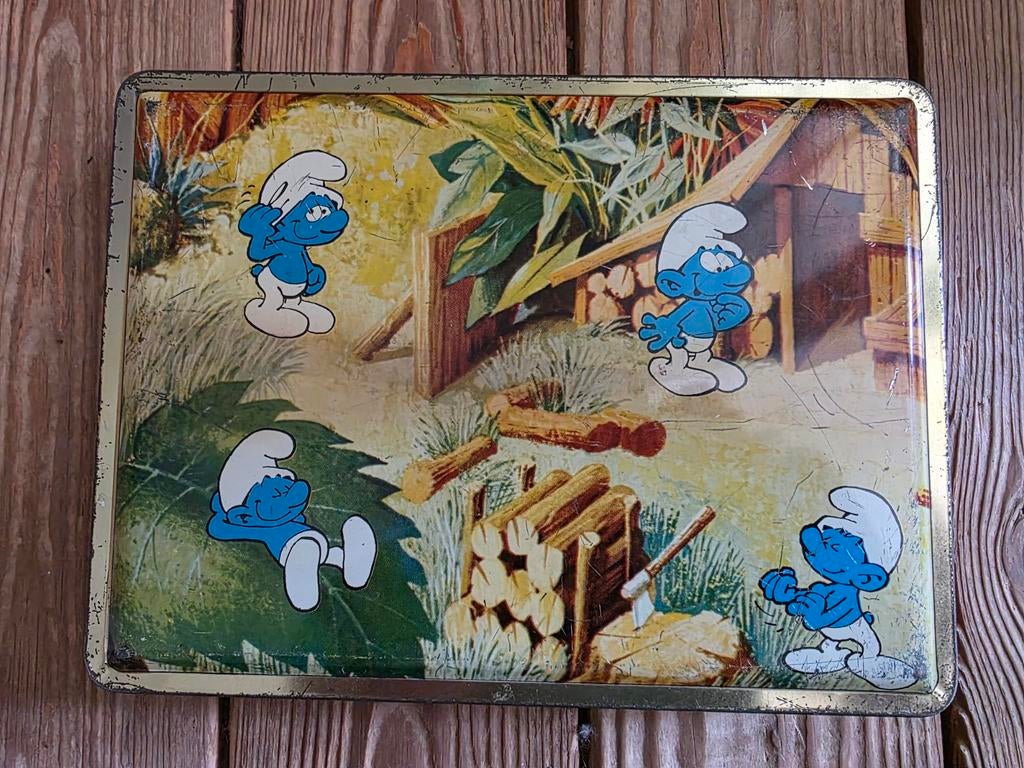 Smurfsmurf kwatta 1964. Deze chocoladedoos heeft een, Ophalen of Verzenden