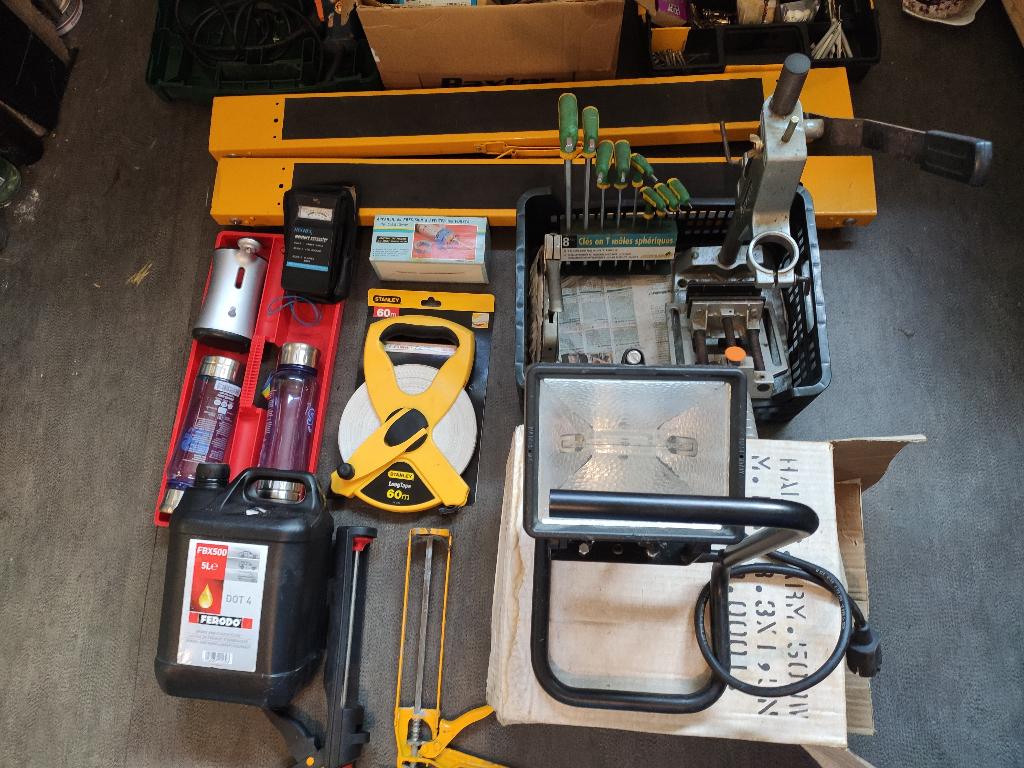 lot mat. - foreuses, spot, disk, déca., dot4, Stanley, Trét., Doe-het-zelf en Bouw, Gereedschap | Handgereedschap, Zo goed als nieuw