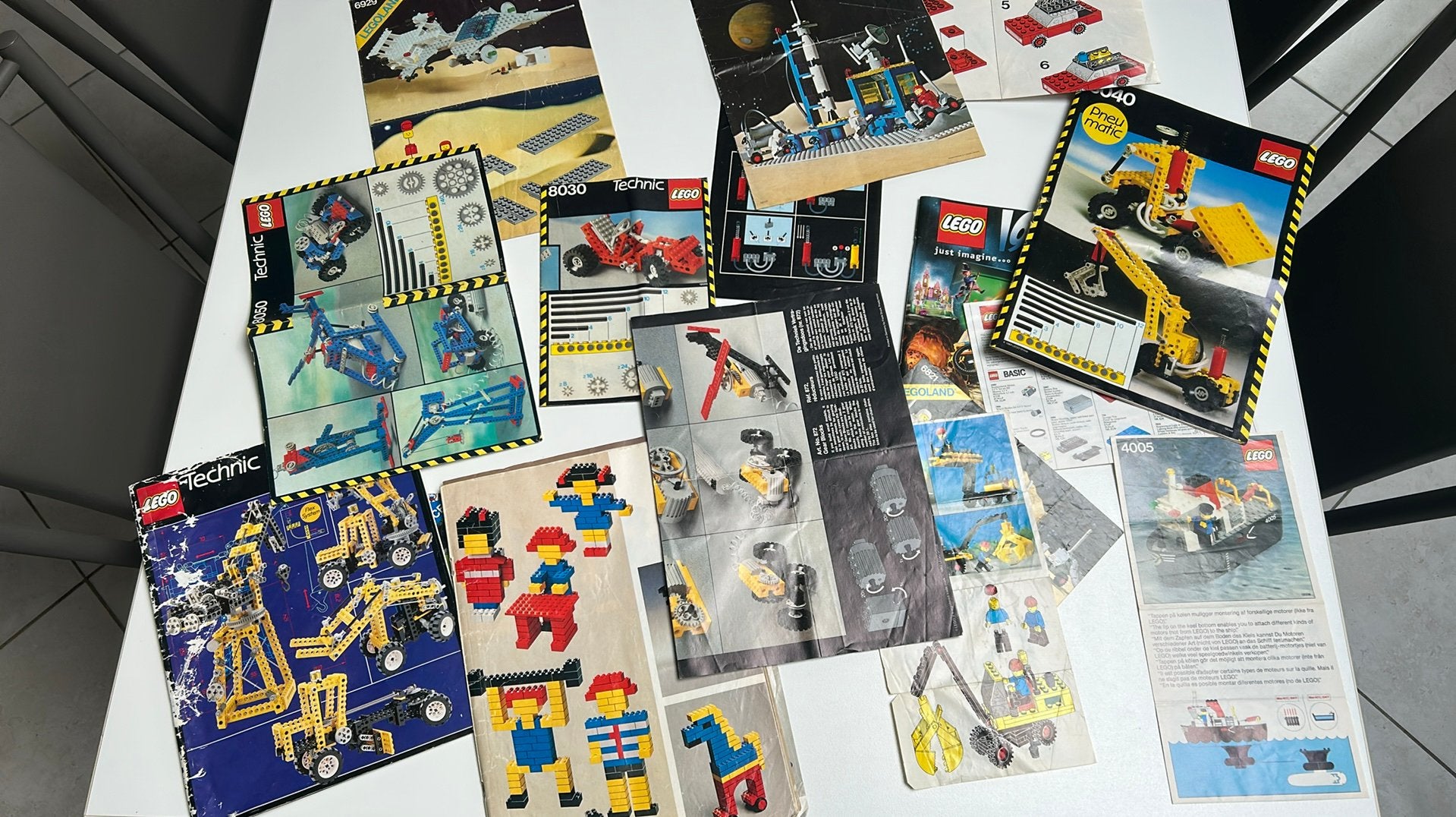 Verschillende vintage beschrijvingsboekjes van Lego., Ophalen of Verzenden