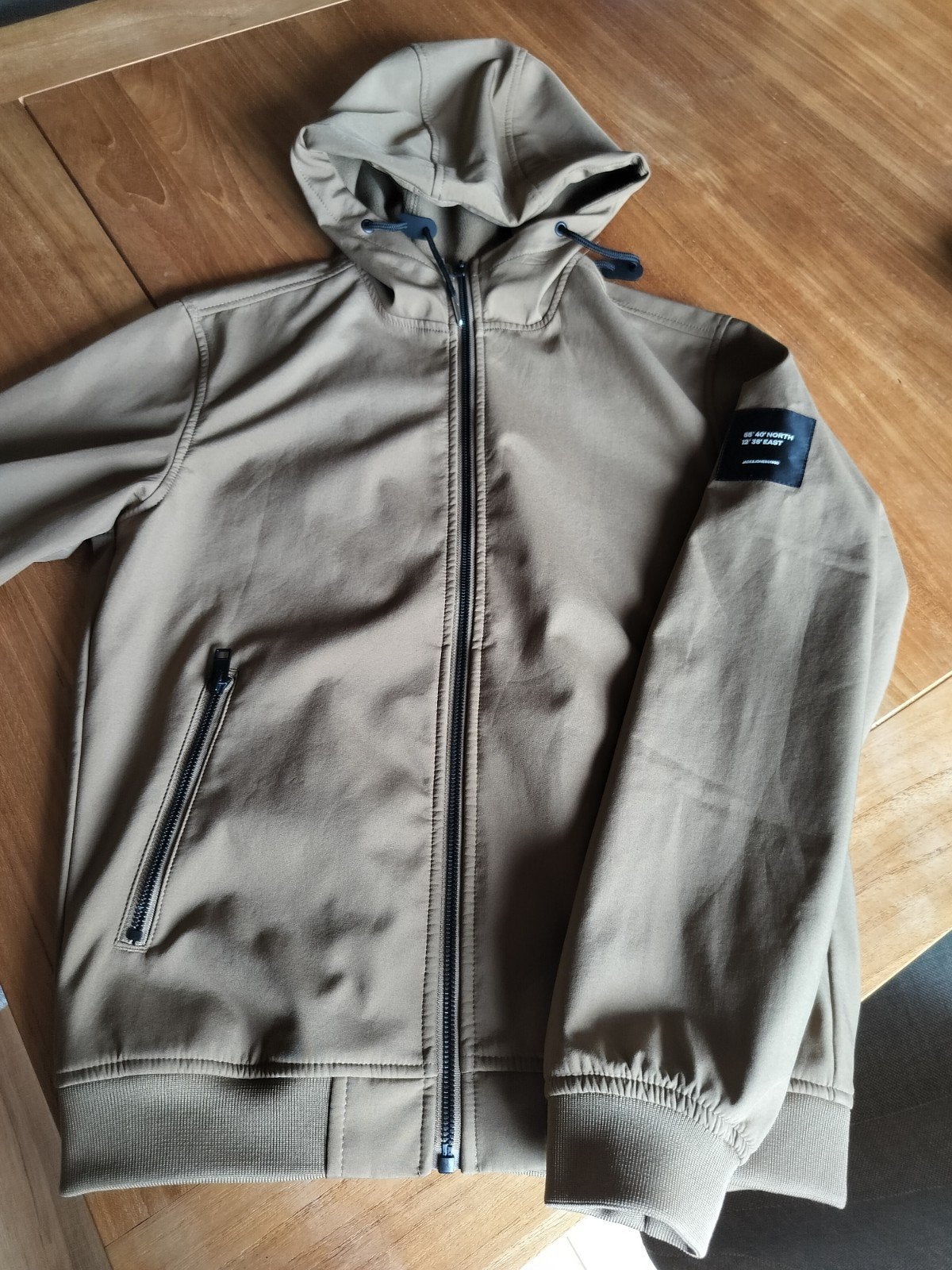 Veste Jack & Jones, XS, brune, zippée, à capuche, Enlèvement ou Envoi, Jack&Jones, Comme neuf, Brun