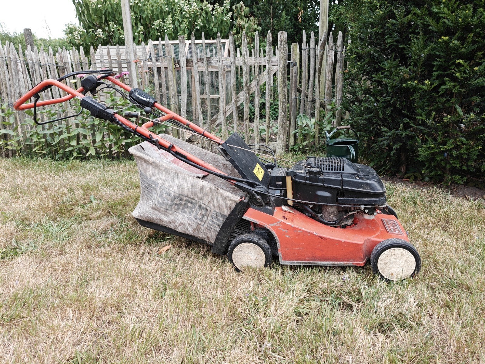 grasmaaier, Ophalen
