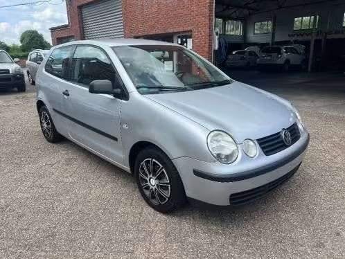 vw polo 1.2 benzine//airco//euro 4, Voorwielaandrijving, Dealer onderhouden, Stof, Bedrijf