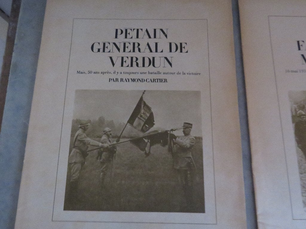 Raymond Cartier 3 kranten over Petain, Ophalen of Verzenden
