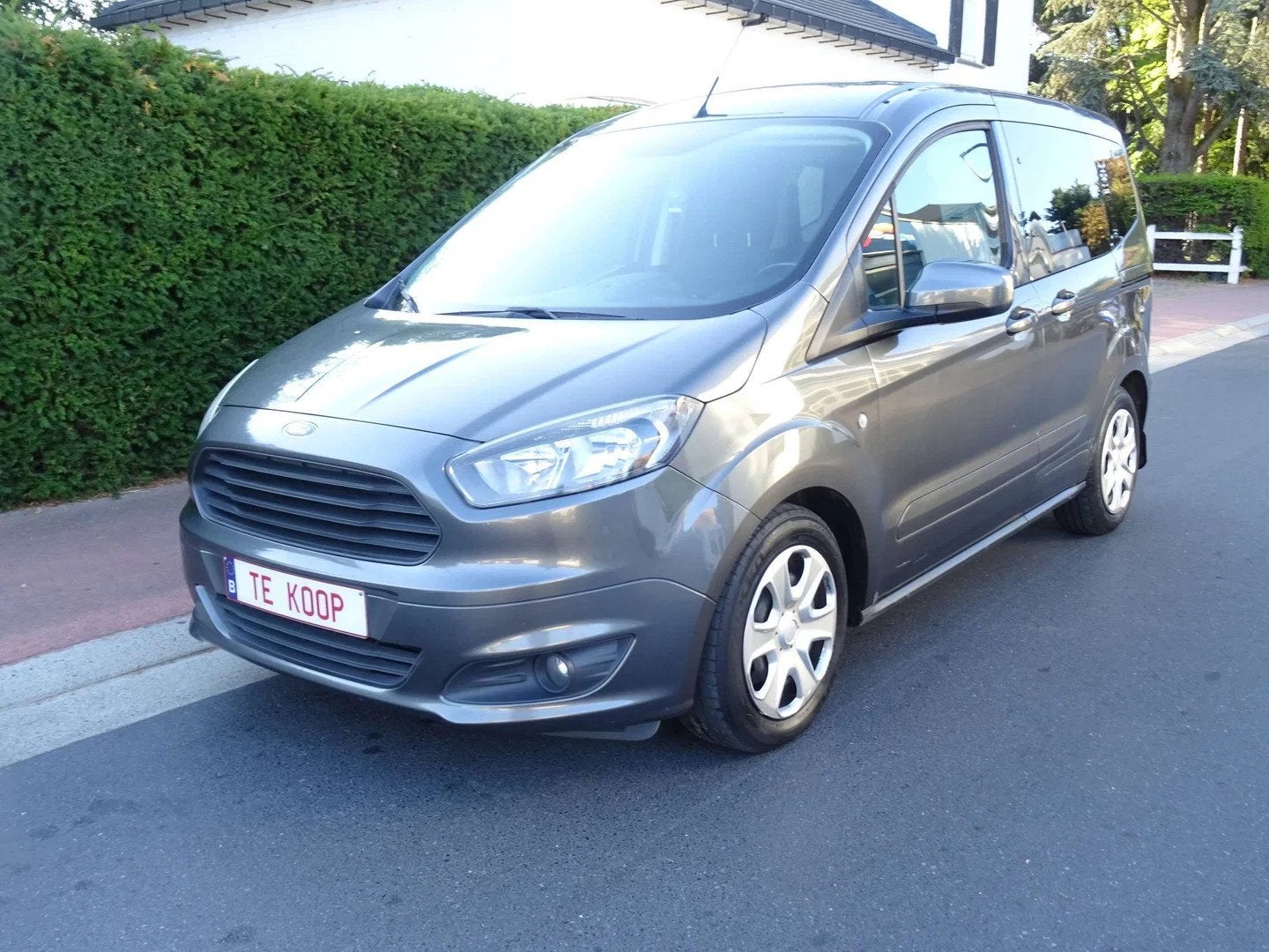 Ford Tourneo Courier Tourneo Courier 1.0 EcoBoost Sport, Auto's, https://public.car-pass.be/vhr/cab08e9a-1337-4cb1-907f-820bb166d35f