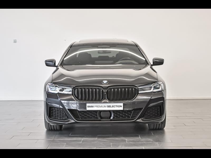 BMW Serie 5 545 e xDrive Berline/M-Sport/Laser/HUD/360/Pano, Auto's, BMW, Automaat, 4 deurs, USB, Bedrijf