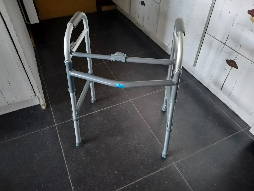 Déambulateur en aluminium, Divers, Enlèvement