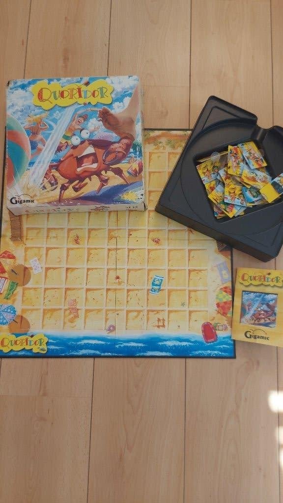 4 bordspellen, Hobby en Vrije tijd, Ophalen, Zo goed als nieuw