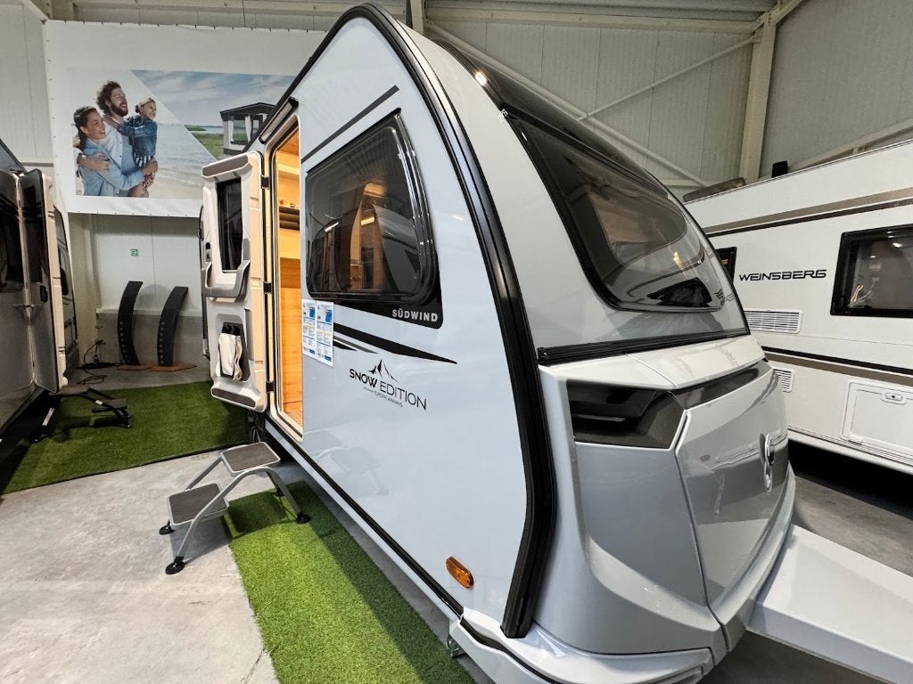 Knaus Snow Edition 540 UE, Entreprise, 2 lits séparés, Four, Knaus