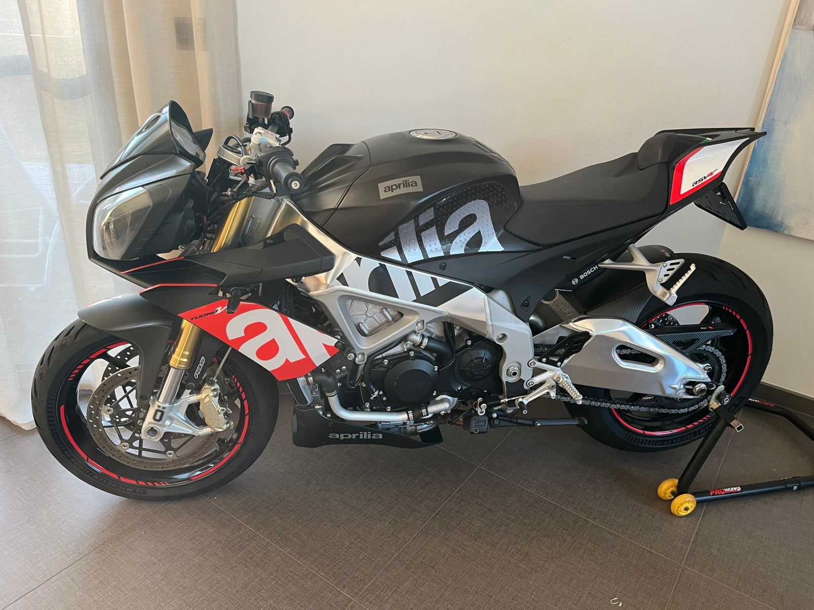 Aprilia Tuono V4 APRC 2014, Motos, Particulier, Sport, ABS
