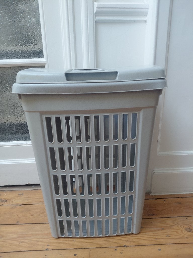Bac à linge. Hauteur 60-Largeur 43-Profondeur 35., Enlèvement, Utilisé