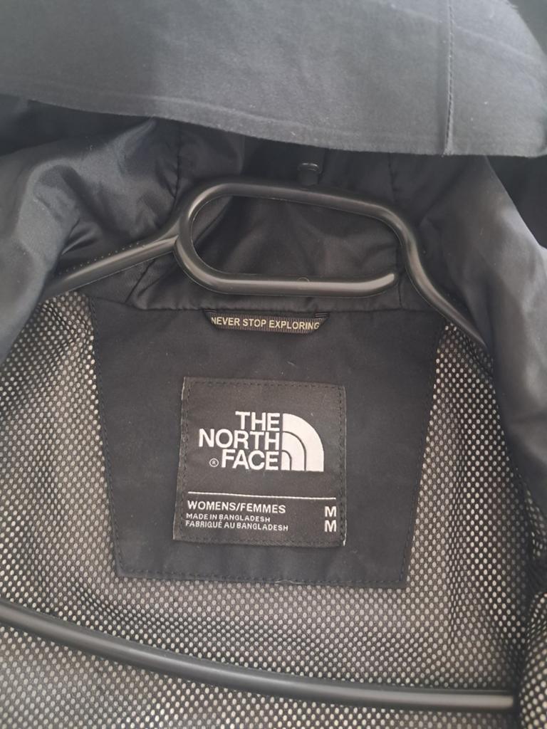 The North Face dames regenjas maat M in zeer goede staat, Kleding | Dames, Overige Dameskleding, Ophalen