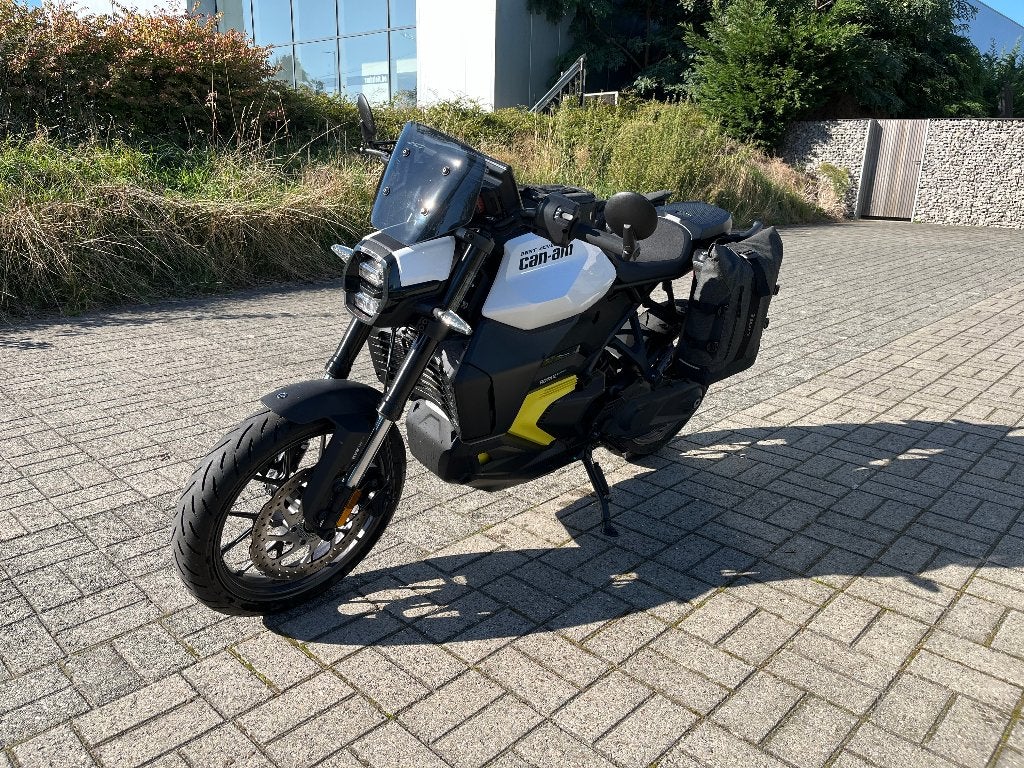 Can-Am Pulse 11kw // slechts 1816km, 100% elektrisch!, Motoren, Occasion, ABS, 11 kW of minder, Automaat