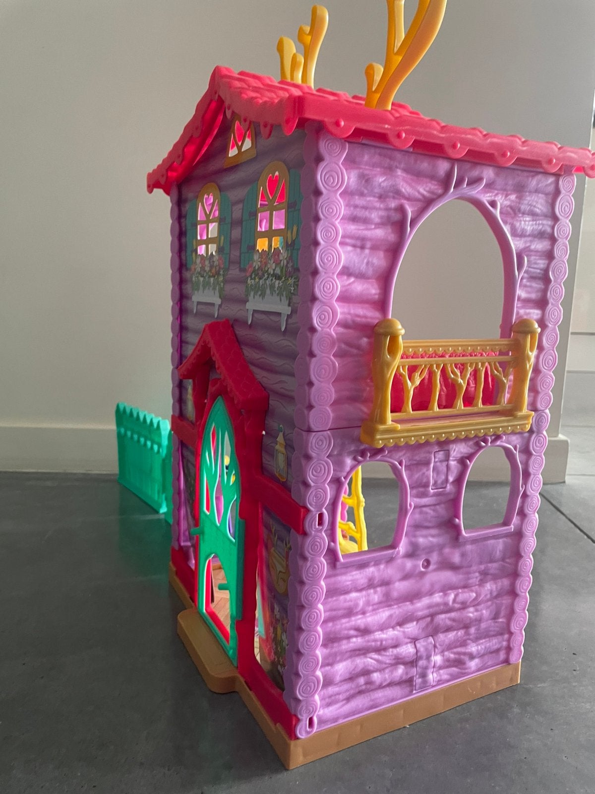 Enchantimals Hertenhuis + popjes, Ophalen, Zo goed als nieuw