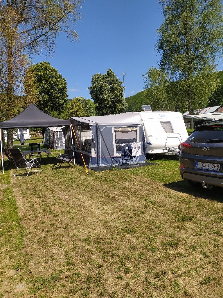Hobbycaravan 560 kmfe, Rondzit, Hobby, 7 tot 8 meter, Particulier