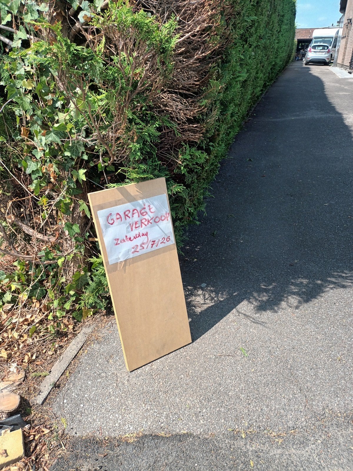 GARAGEVERKOOP ZATERDAG 25.7.26, Ophalen