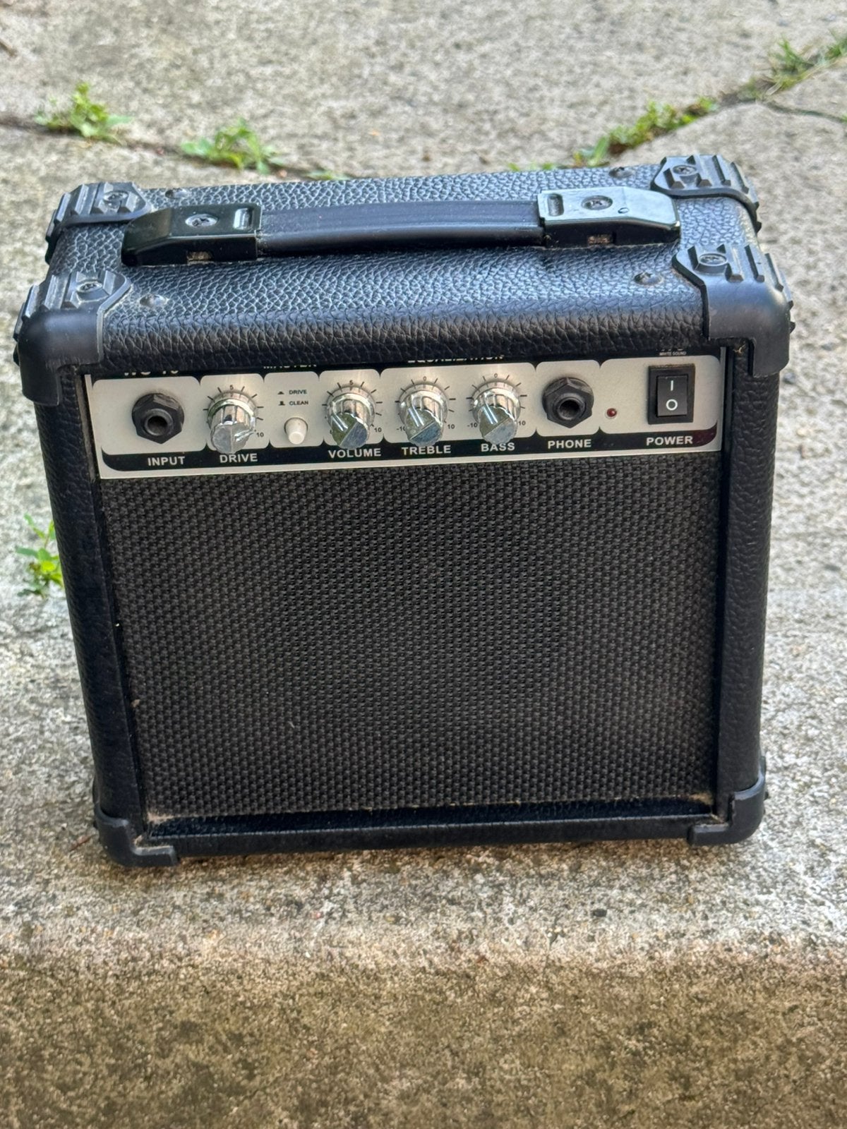 Ampli guitare électrique / basse White Sound 10, Musique & Instruments, Amplis | Basse & Guitare, Enlèvement