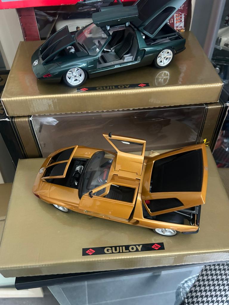 Mercedes C111 Guiloy 50 e stuk nieuw, Hobby en Vrije tijd, Ophalen, Zo goed als nieuw