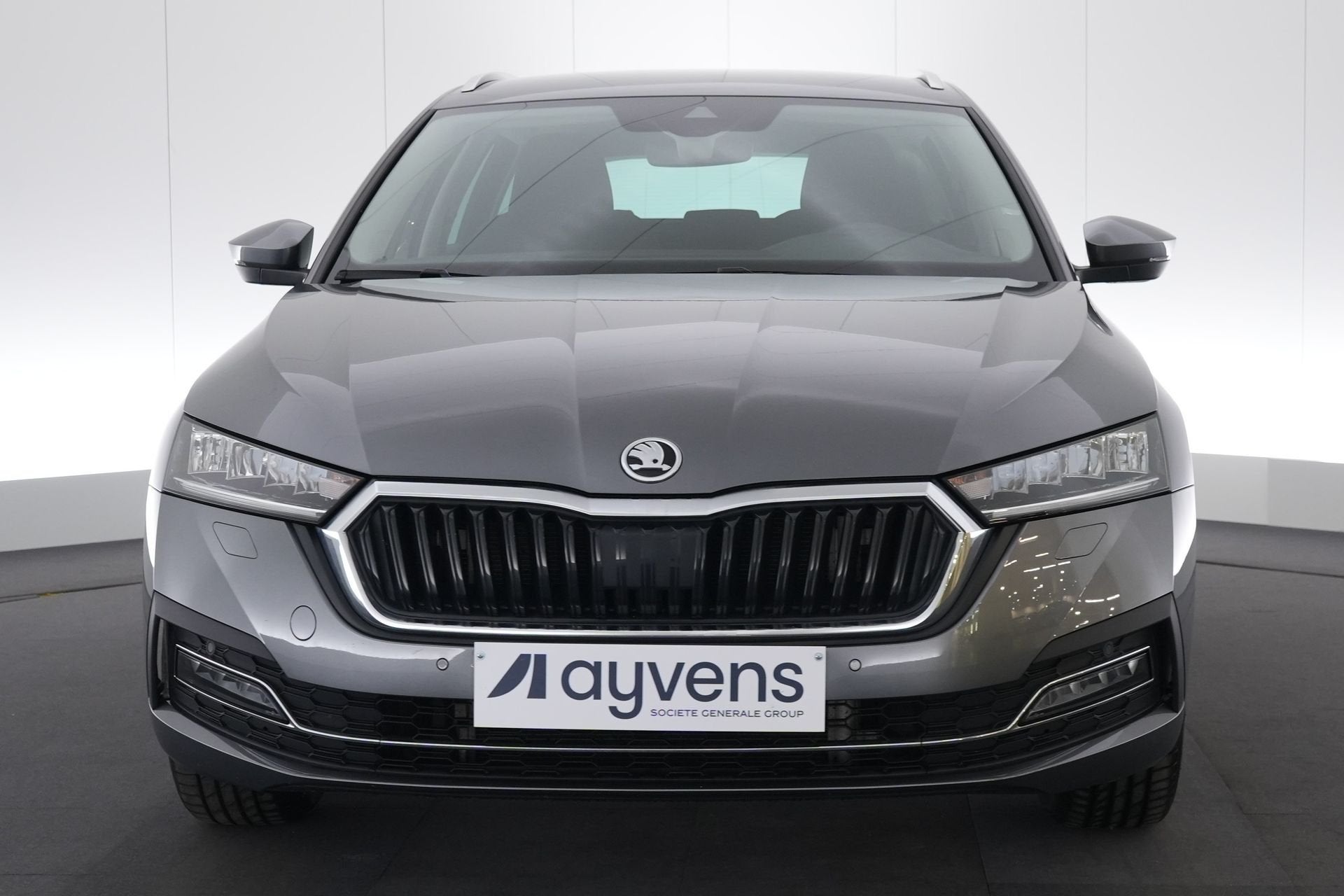 (2EEA865A) SKODA OCTAVIA COMBI, Autos, Argent ou Gris, Achat, Euro 6, Entreprise