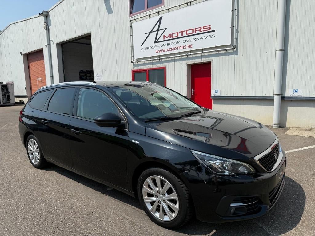 Peugeot 308 SW 1.2i Style Carplay/Android/Camera, Auto's, Voorwielaandrijving, Stof, 1199 cc, Zwart