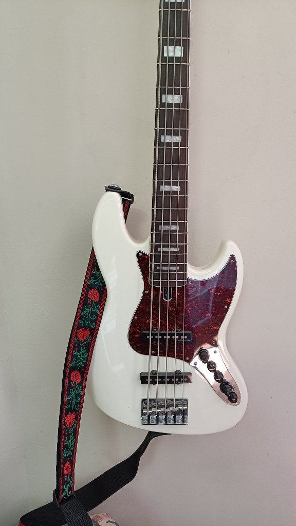 Sire Marcus Miller V7 5-string basgitaar + gig bag, Musique & Instruments, Instruments à corde | Guitares | Basses, Comme neuf